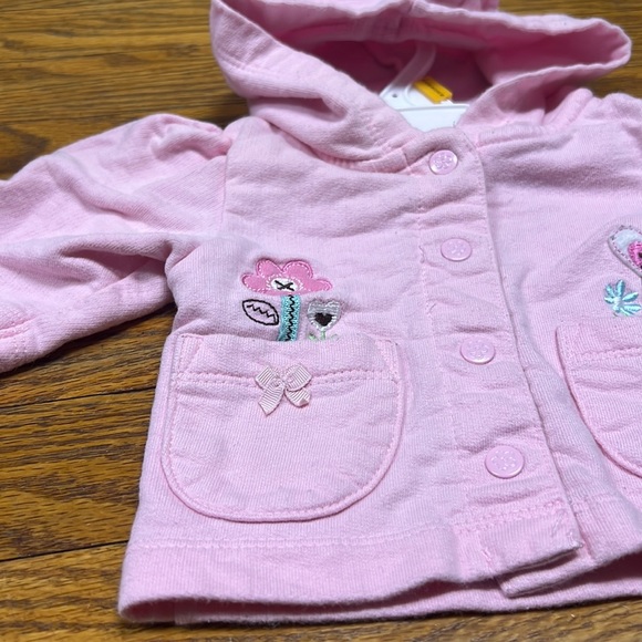 ❤️5/$25❤️2/$15❤️ CARTER’S | pink button front hooded knit jacket - Picture 2 of 3